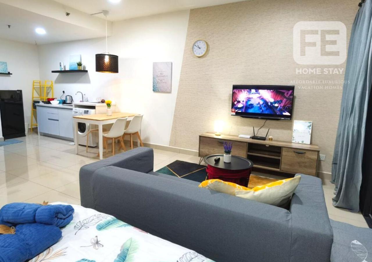 Netflix Wifi Trefoil Homestay Setia Alam Sacc Homestay Fe 샤알람 외부 사진