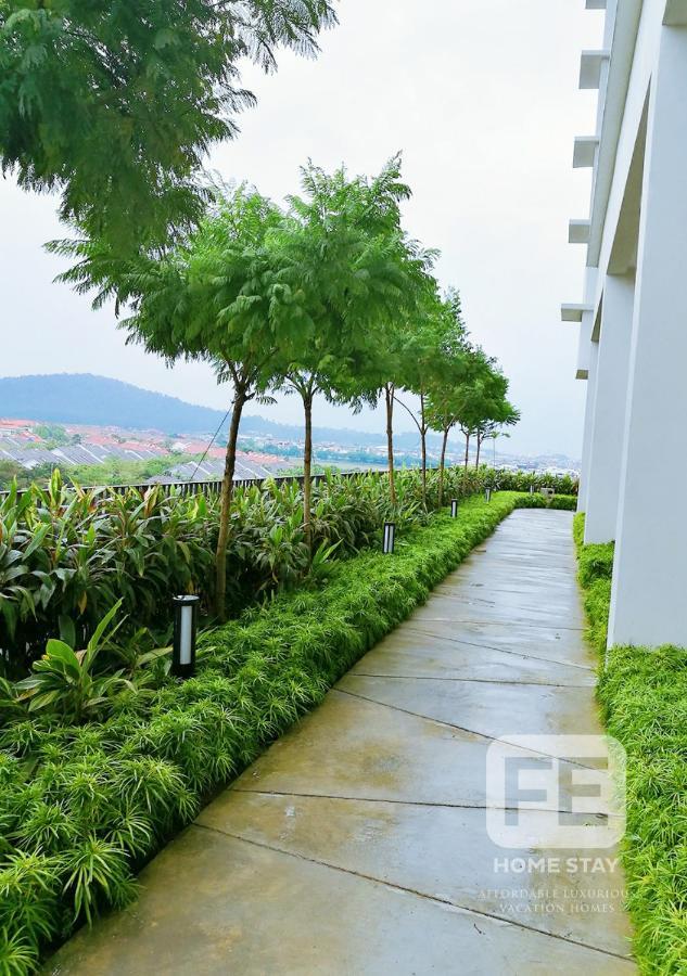 Netflix Wifi Trefoil Homestay Setia Alam Sacc Homestay Fe 샤알람 외부 사진